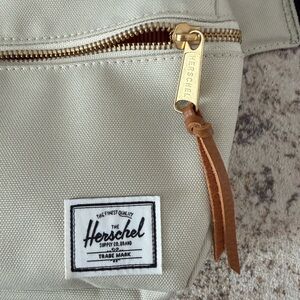 Herschel Supply Co Canvas Belt Bag - Cream - Gold Hardware - Like New